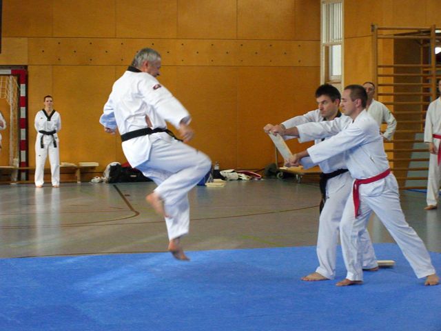 2009-12-13_TKD_DanPruefung_124