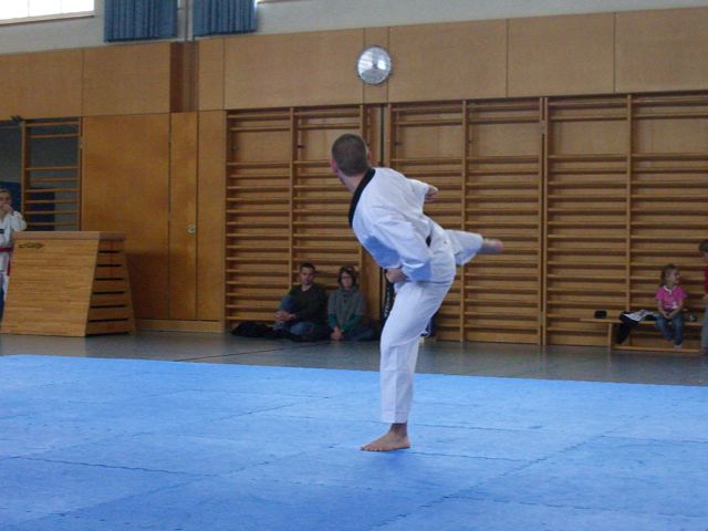 2009-12-13_TKD_DanPruefung_009