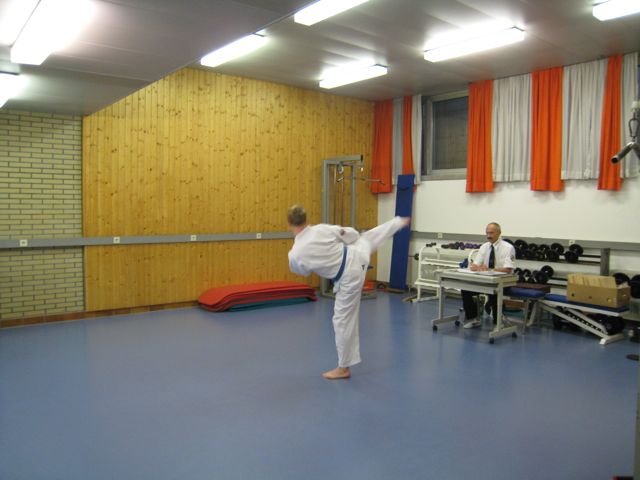 TKD_KupPruefung_Juni09cbd_185