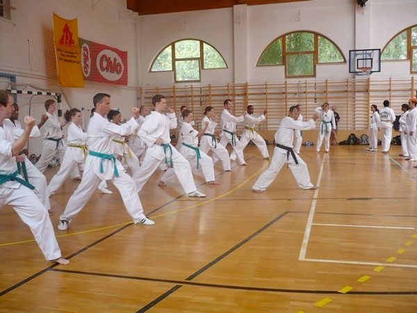 5489_118840991273_668366273_2496259_5771075_n